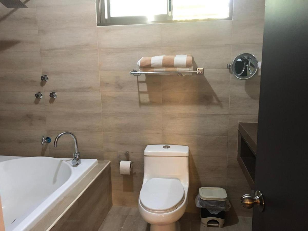 Casa Lili 2: Luxurious/Amplio/Hot Water/Economic/Wifi/Tv Valladolid (Yucatan) Exterior foto